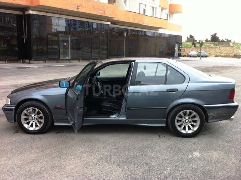 BMW 330 1995, 180,000 km - 3.0 l - Bakı