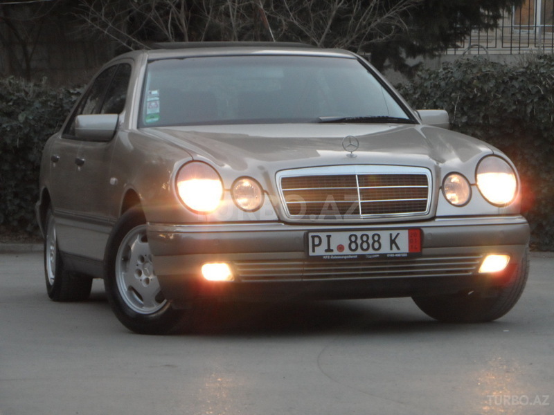 Mercedes E 240 1998, 64,753 km - 2.4 l - Bakı