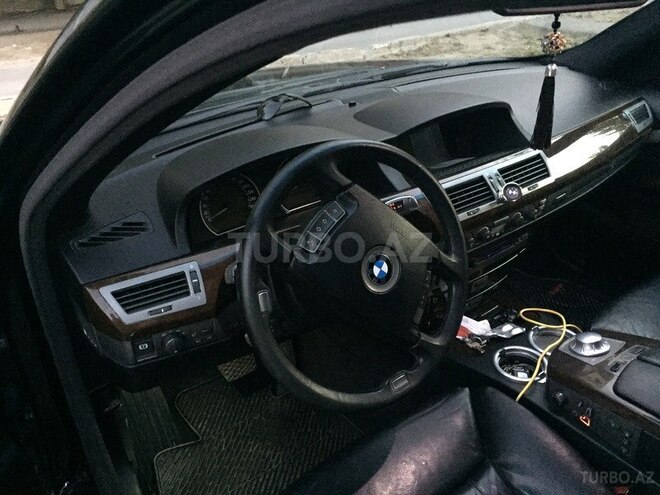 BMW 745 2001, 334,012 km - 4.4 l - Sumqayıt