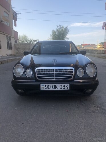 Mercedes E 240 1998, 312,400 km - 2.4 l - Bakı