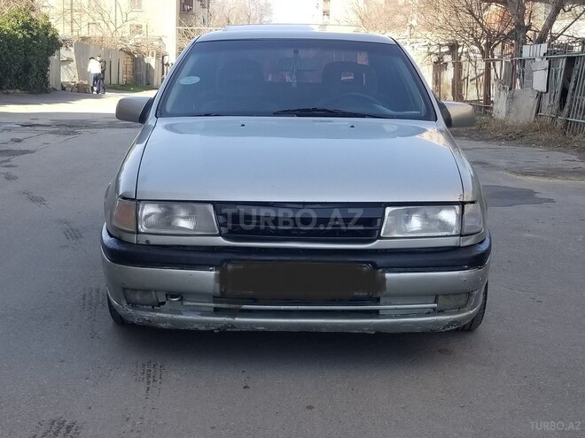 Opel Vectra 1995, 365,400 km - 2.0 l - Bakı