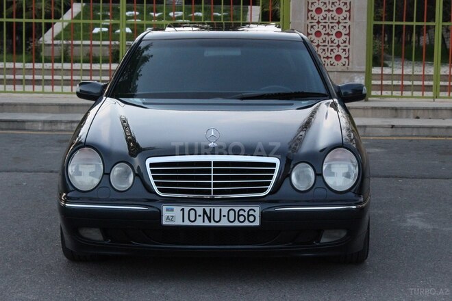 Mercedes E 320 2001, 330,000 km - 3.2 l - Göyçay