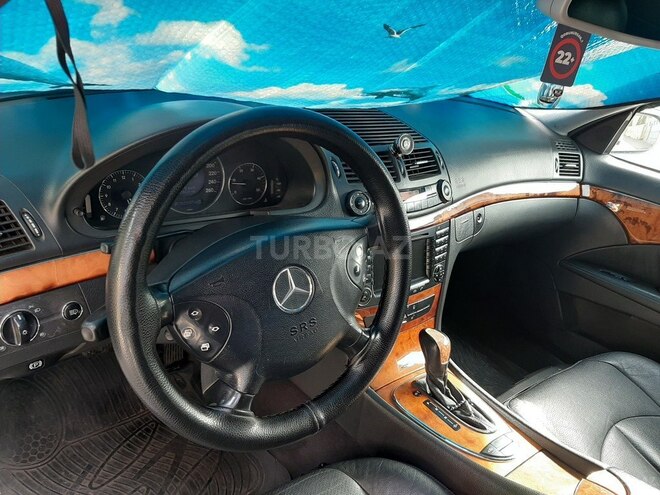 Mercedes E 270 2002, 375,000 km - 2.7 l - Bakı