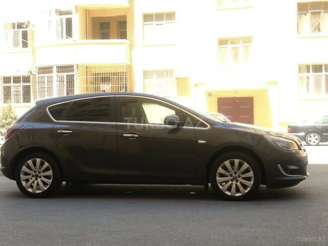 Opel Astra 2013, 162,000 km - 1.4 l - Sumqayıt