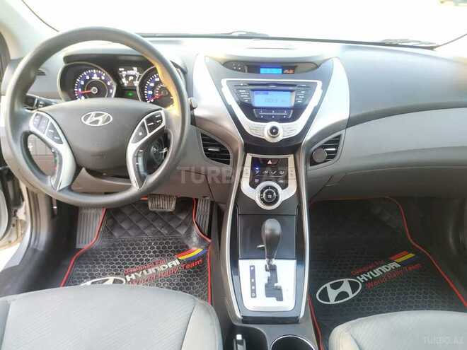 Hyundai Elantra 2011, 226,000 km - 1.8 l - Bakı