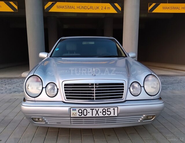 Mercedes E 240 1999, 275,000 km - 2.4 l - Bakı