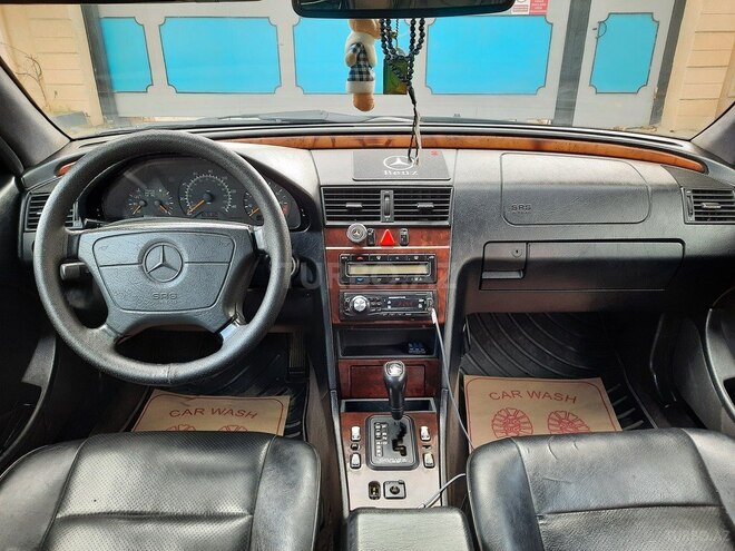 Mercedes C 230 1998, 280,000 km - 2.3 l - Bakı