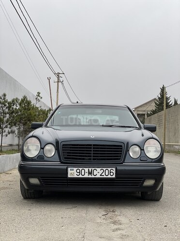 Mercedes E 240 1998, 257,453 km - 2.4 l - Bakı