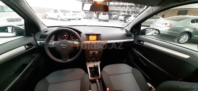 Opel Astra 2006, 182,000 km - 1.4 l - Gəncə