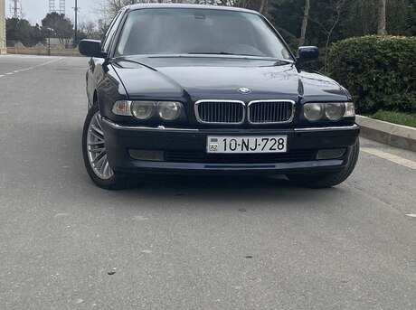 BMW 728 2001