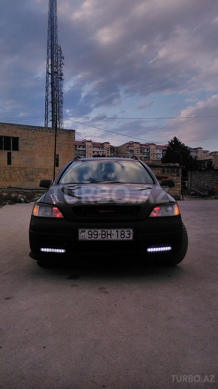 Opel Astra 1998, 200,000 km - 1.6 l - Bakı