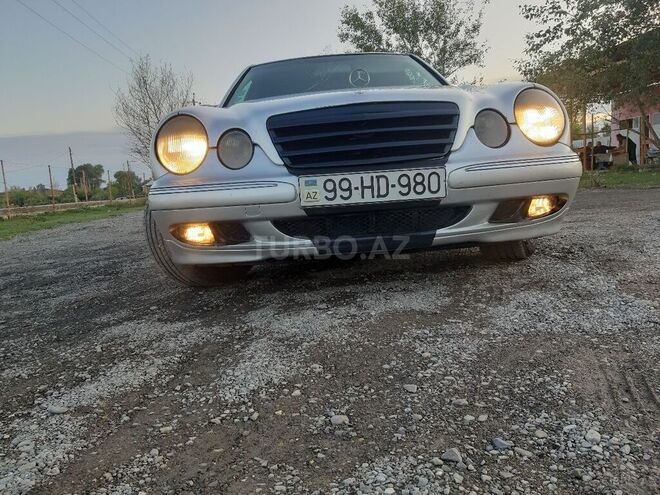 Mercedes E 200 2000, 313,700 km - 2.0 l - Mingəçevir