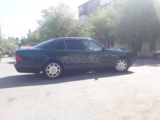 Mercedes E 230 1996, 312,000 km - 2.3 l - Sumqayıt