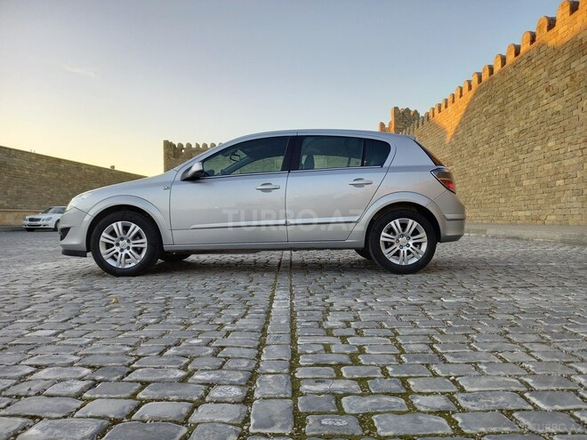 Opel Astra 2009, 157,000 km - 1.3 l - Bakı