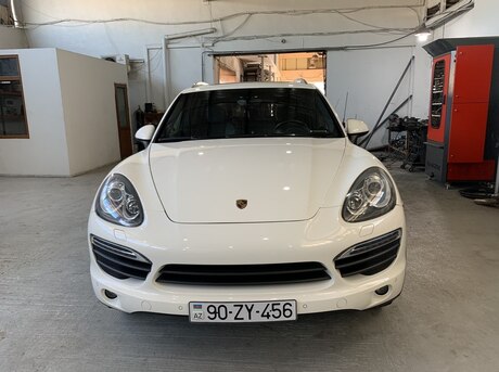 Porsche Cayenne S 2010