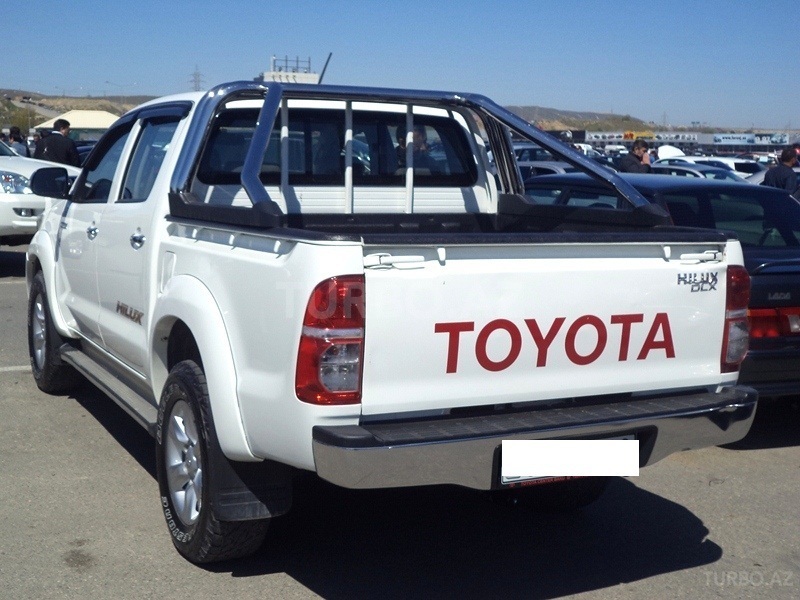 Toyota Hilux 2011, 23,000 km - 2.5 l - Bakı