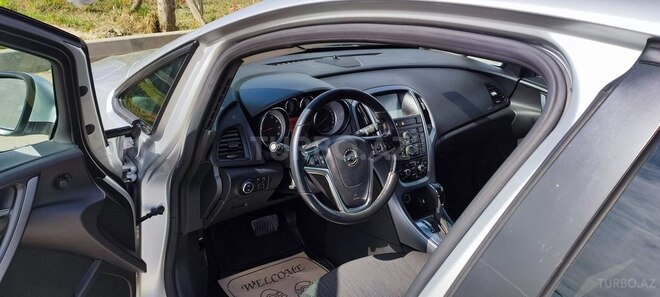 Opel Astra 2015, 86,819 km - 1.4 l - Bakı
