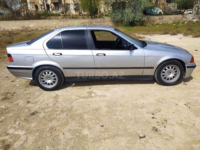 BMW 318 1991, 286,350 km - 1.8 l - Bakı