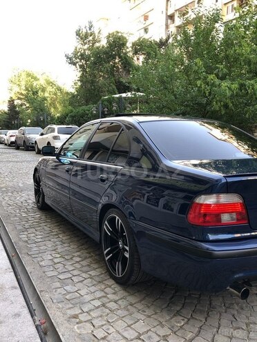 BMW 525 2000, 284,000 km - 2.5 l - Bakı