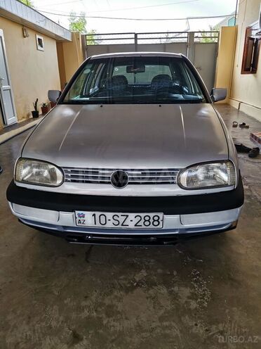 Volkswagen Golf 1993, 400,000 km - 1.8 l - Sabirabad