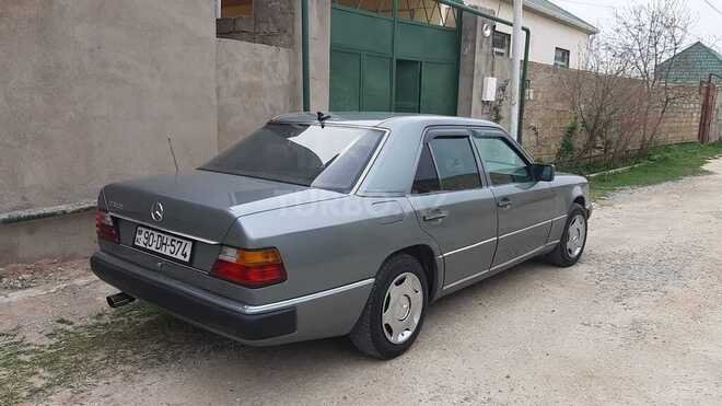 Mercedes E 230 1991, 310,000 km - 2.3 l - Bakı