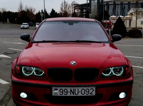 BMW 323 2004