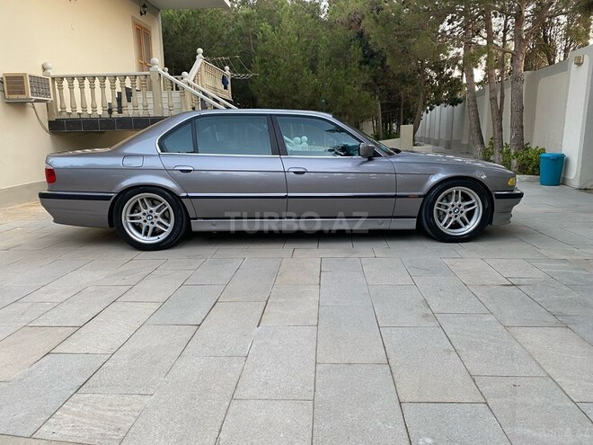 BMW 735 1998, 265,000 km - 3.5 l - Bakı