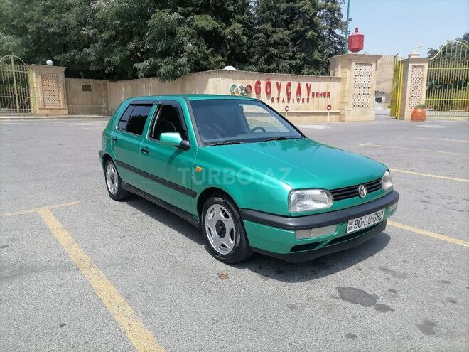 Volkswagen Golf 1995, 127,000 km - 2.0 l - Göyçay