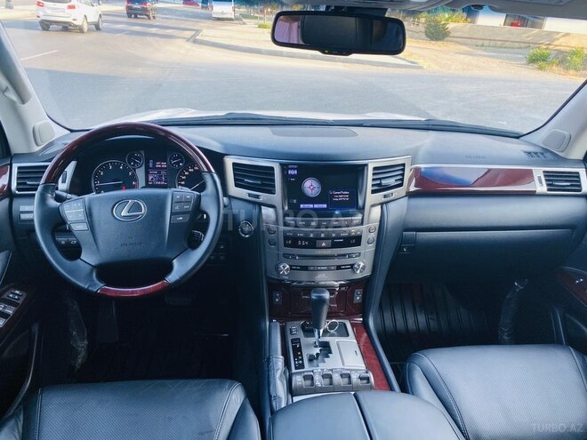 Lexus LX 570 2013, 133,700 km - 5.7 l - Bakı