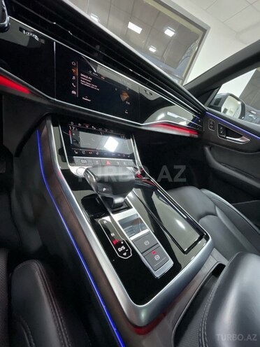 Audi Q8 2018, 86,000 km - 3.0 l - Bakı