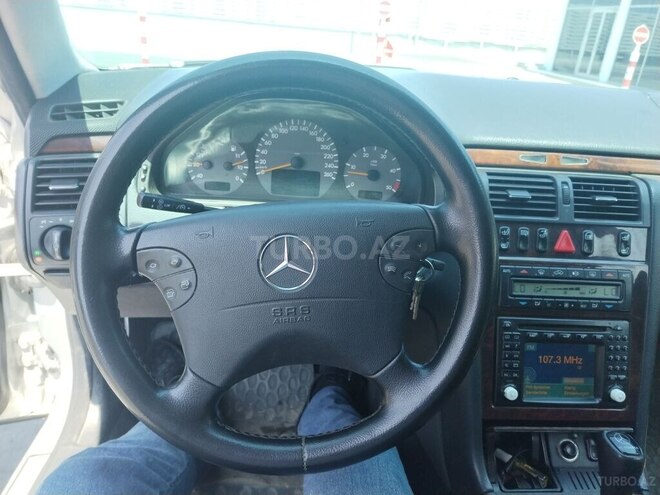 Mercedes E 270 2000, 325,495 km - 2.7 l - Bakı