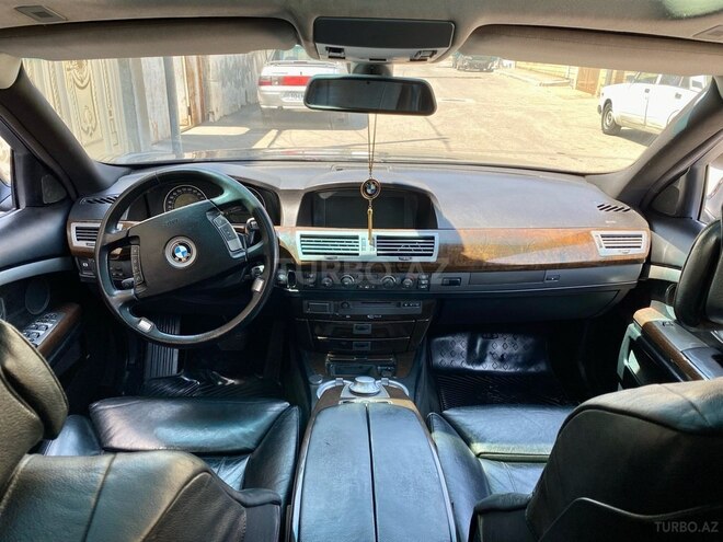 BMW 745 2002, 300,000 km - 4.4 l - Gəncə
