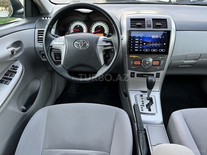 Toyota Corolla 2012, 135,000 km - 1.8 l - Bakı