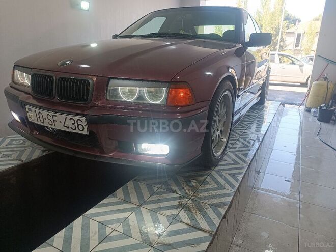 BMW 318 1995, 321,785 km - 1.8 l - Bakı