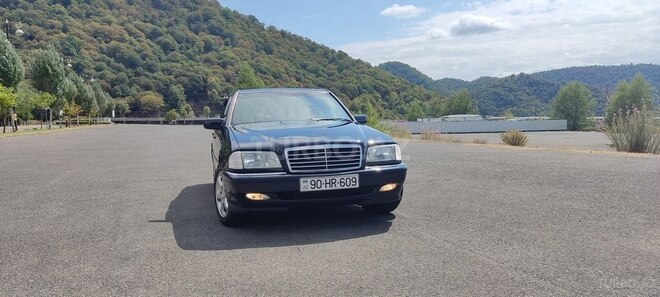 Mercedes C 230 1996, 293,000 km - 2.3 l - Qəbələ