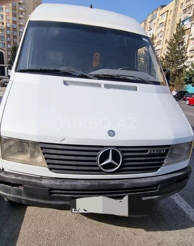 Mercedes 412 D 1999, 442,626 km - 2.9 l - Bakı