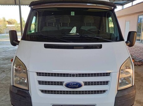 Ford Transit 2013