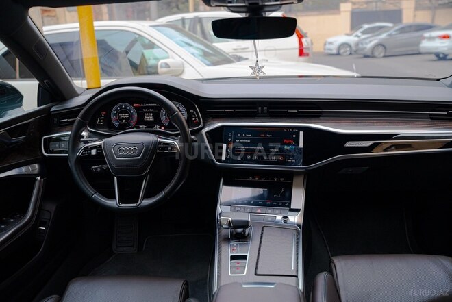 Audi A7 2018, 37,000 km - 3.0 l - Bakı