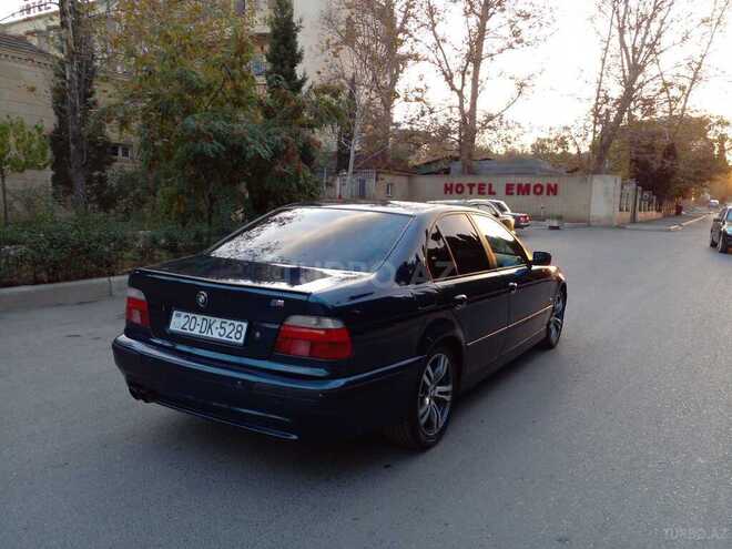 BMW 528 1999, 250,000 km - 2.8 l - Gəncə