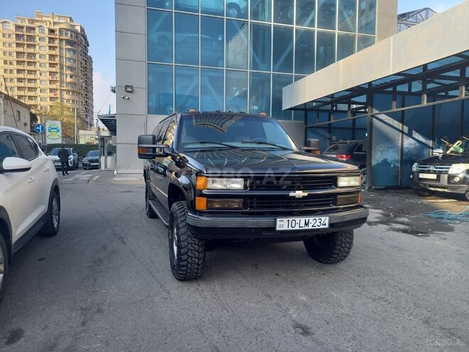 Chevrolet Suburban 1998, 186,000 km - 2.5 l - Bakı