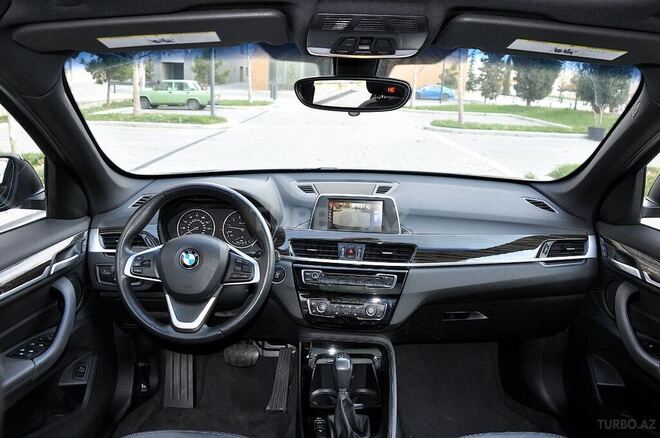 BMW X1 2017, 19,000 km - 2.0 l - Bakı