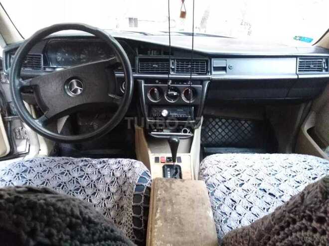 Mercedes 190 1989, 450,000 km - 2.5 l - Bakı