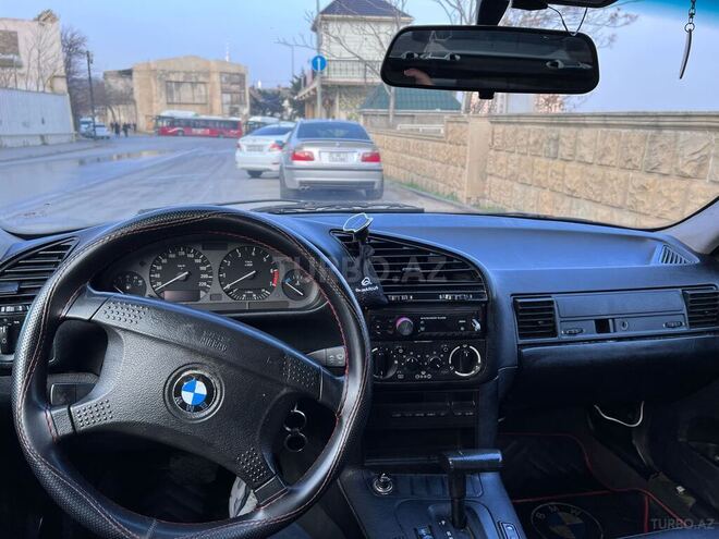 BMW 318 1993, 250,000 km - 1.8 l - Bakı