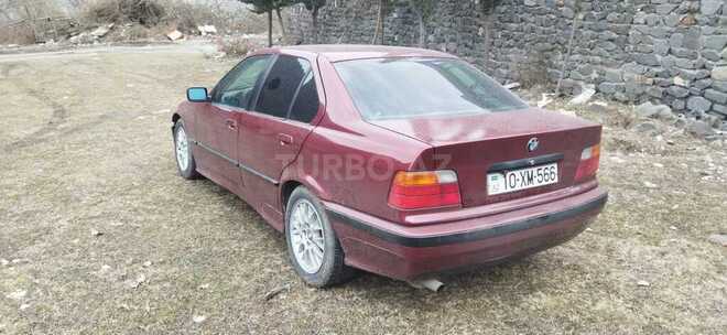 BMW 316 1991, 250,000 km - 1.6 l - Qax