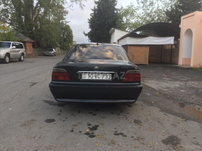 BMW 730 1994, 345,000 km - 3.0 l - Zaqatala