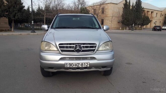 Mercedes ML 320 2001, 258,000 km - 3.2 l - Sumqayıt