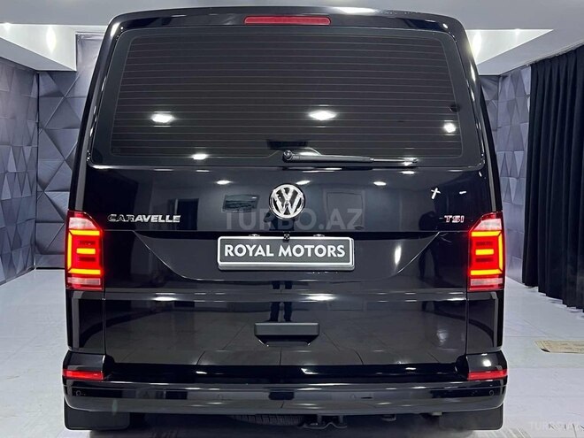Volkswagen Caravelle 2017, 2,000 km - 2.0 l - Bakı