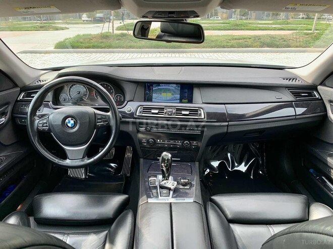 BMW 750 2010, 87,500 km - 4.4 l - Bakı