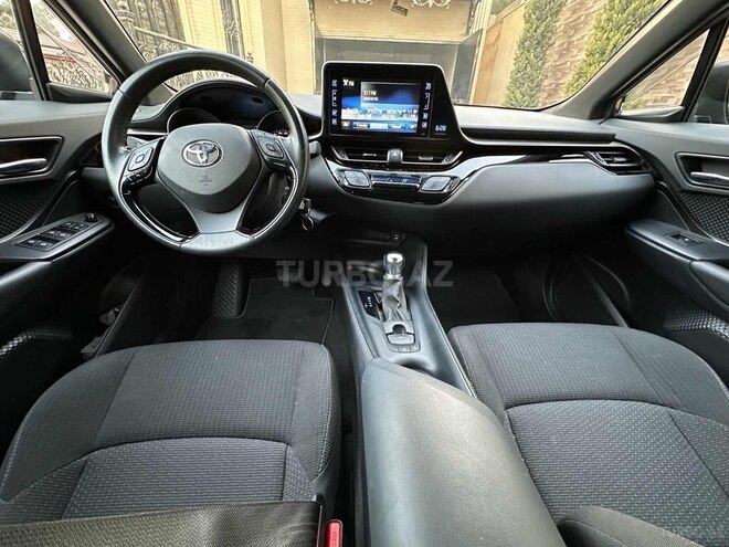 Toyota C-HR 2019, 27,750 km - 2.0 l - Bakı