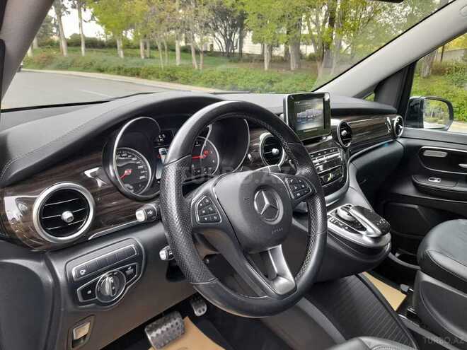 Mercedes V 220 2018, 172,350 km - 2.1 l - Bakı